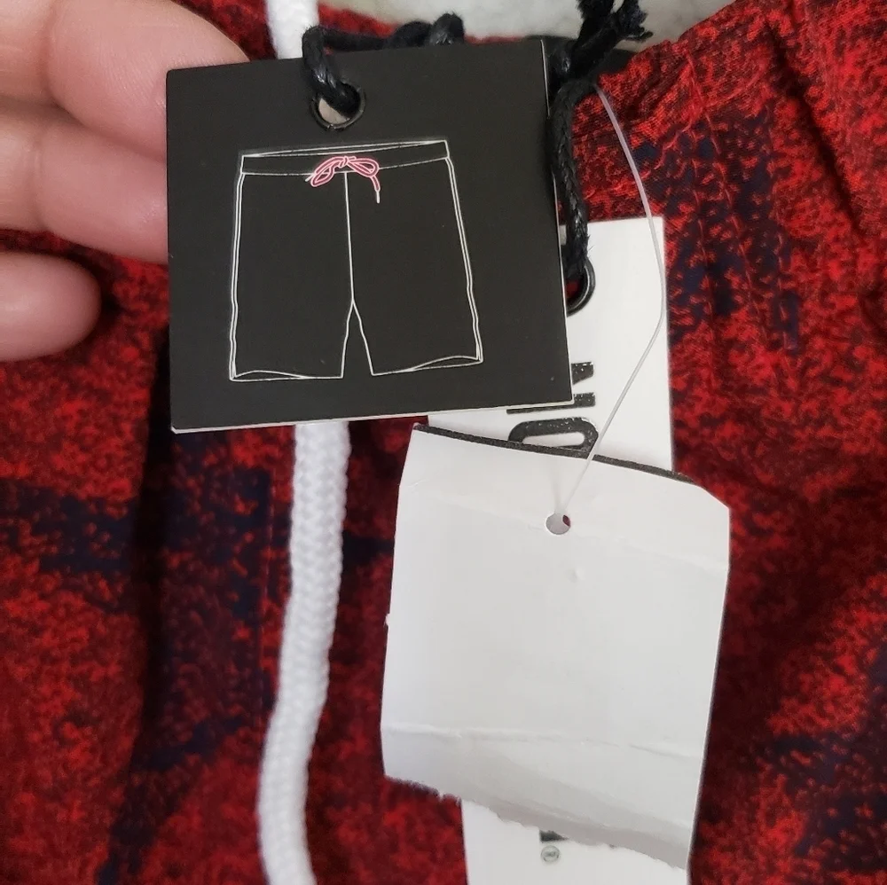 No Retreat swim trunks